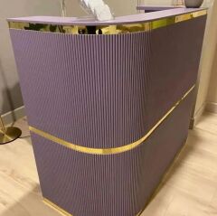 Reception desk